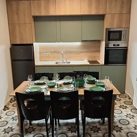 Deja Vu Private Jacuzzi&sauna, Fireplace, 3 Bedrooms, Near Bansko Vilă Razlog