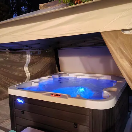 Deja Vu Private Jacuzzi&sauna, Fireplace, 3 Bedrooms, Near Bansko Vilă *