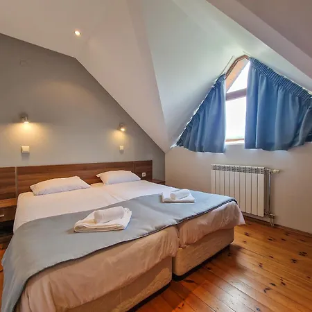 Deja Vu Private Jacuzzi&sauna, Fireplace, 3 Bedrooms, Near Bansko