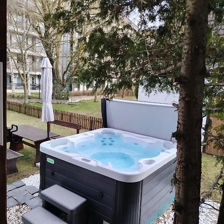 Vilă Deja Vu Private Jacuzzi&sauna, Fireplace, 3 Bedrooms, Near Bansko *