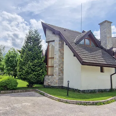 Deja Vu Private Jacuzzi&sauna, Fireplace, 3 Bedrooms, Near Bansko Vilă