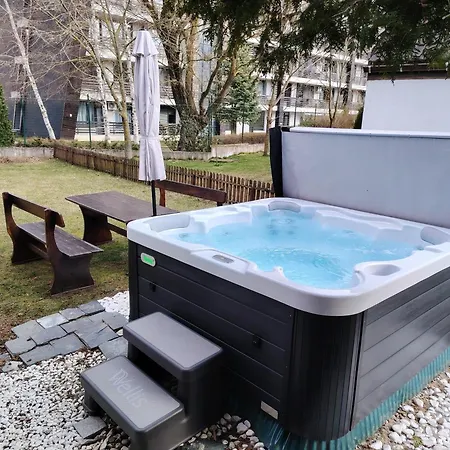 Deja Vu Private Jacuzzi&sauna, Fireplace, 3 Bedrooms, Near Bansko Vilă *