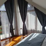 Villa Deja Vu Private Jacuzzi & Sauna, Fireplace, 3 Bedrooms, Near Bansko Raslog