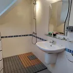 Deja Vu Private Jacuzzi & Sauna, Fireplace, 3 Bedrooms, Near Bansko Villa *