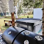 Deja Vu Private Jacuzzi & Sauna, Fireplace, 3 Bedrooms, Near Bansko Razlog