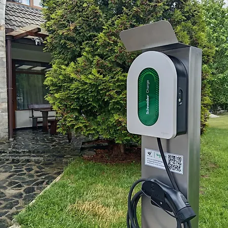 Déjà Vu Cozy Mountain Retreat *