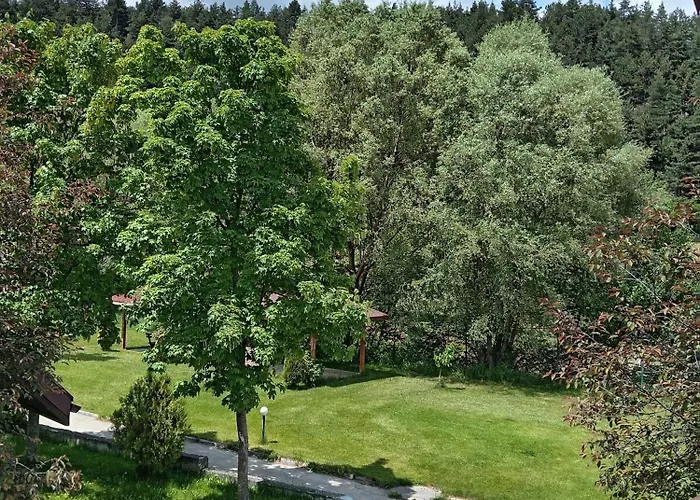 Deja Vu Private Jacuzzi & Sauna, Fireplace, 3 Bedrooms, Near Bansko Villa Razlog