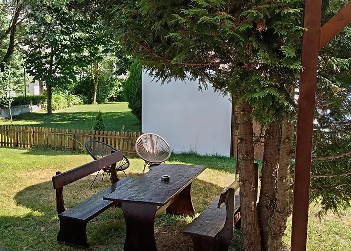 Deja Vu Private Jacuzzi & Sauna, Fireplace, 3 Bedrooms, Near Bansko Villa Raslog