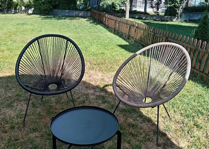 Villa Deja Vu Private Jacuzzi & Sauna, Fireplace, 3 Bedrooms, Near Bansko *