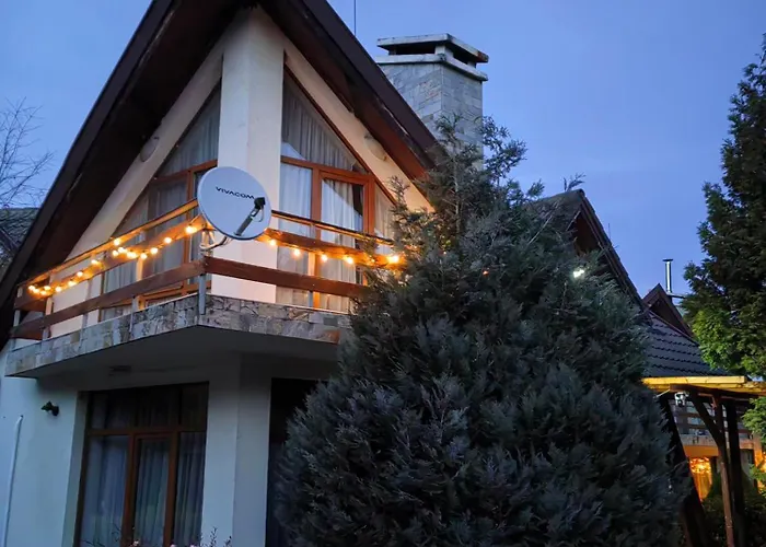 Deja Vu Private Jacuzzi & Sauna, Fireplace, 3 Bedrooms, Near Bansko Villa Razlog